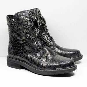 VINCE CAMUTO Sefella Snakeskin Crystal Embellished Combat Boots Whimsigoth Sz 8